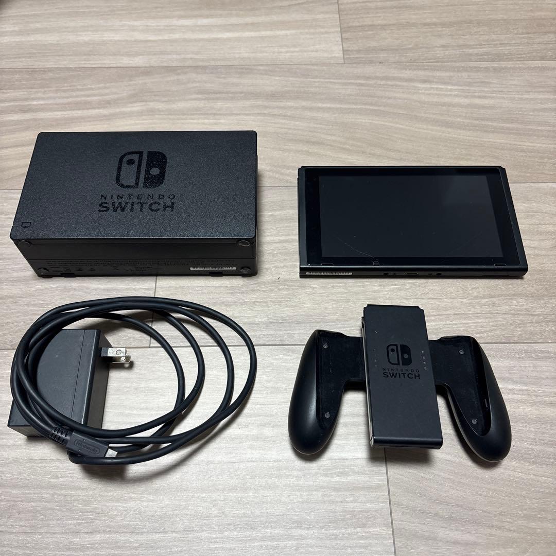 Nintendo Switch 本体 （ジョイコン無し）