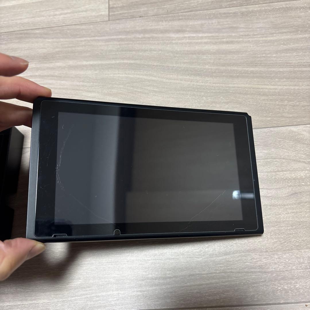 Nintendo Switch 本体 （ジョイコン無し）