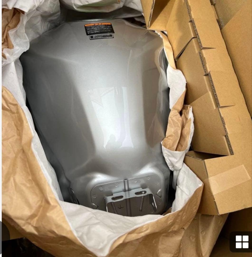 ヤマハ　MT-10SP 22年モデル用タンク