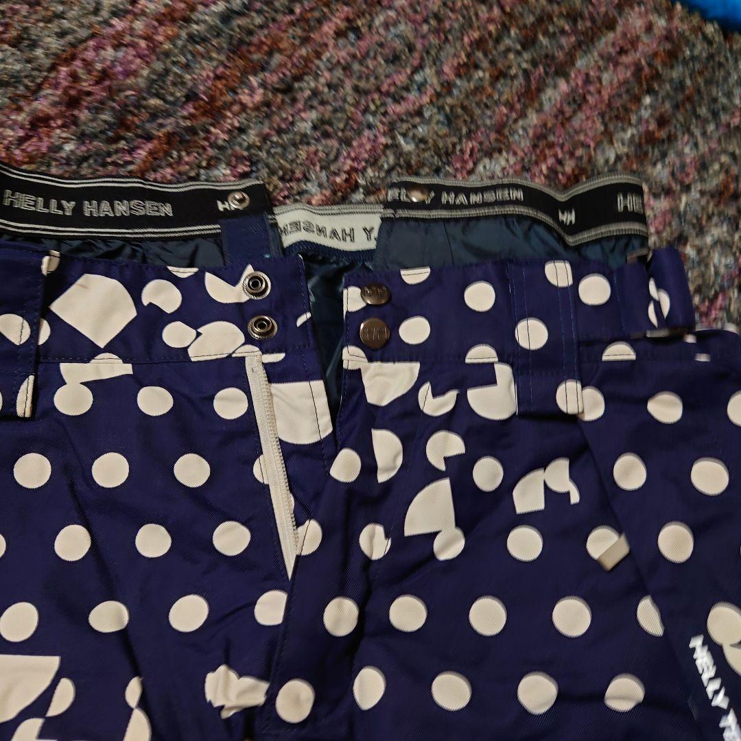 Helly Hansenスキーウェア　 ジャケットＷＬ、パンツユニセックスМ