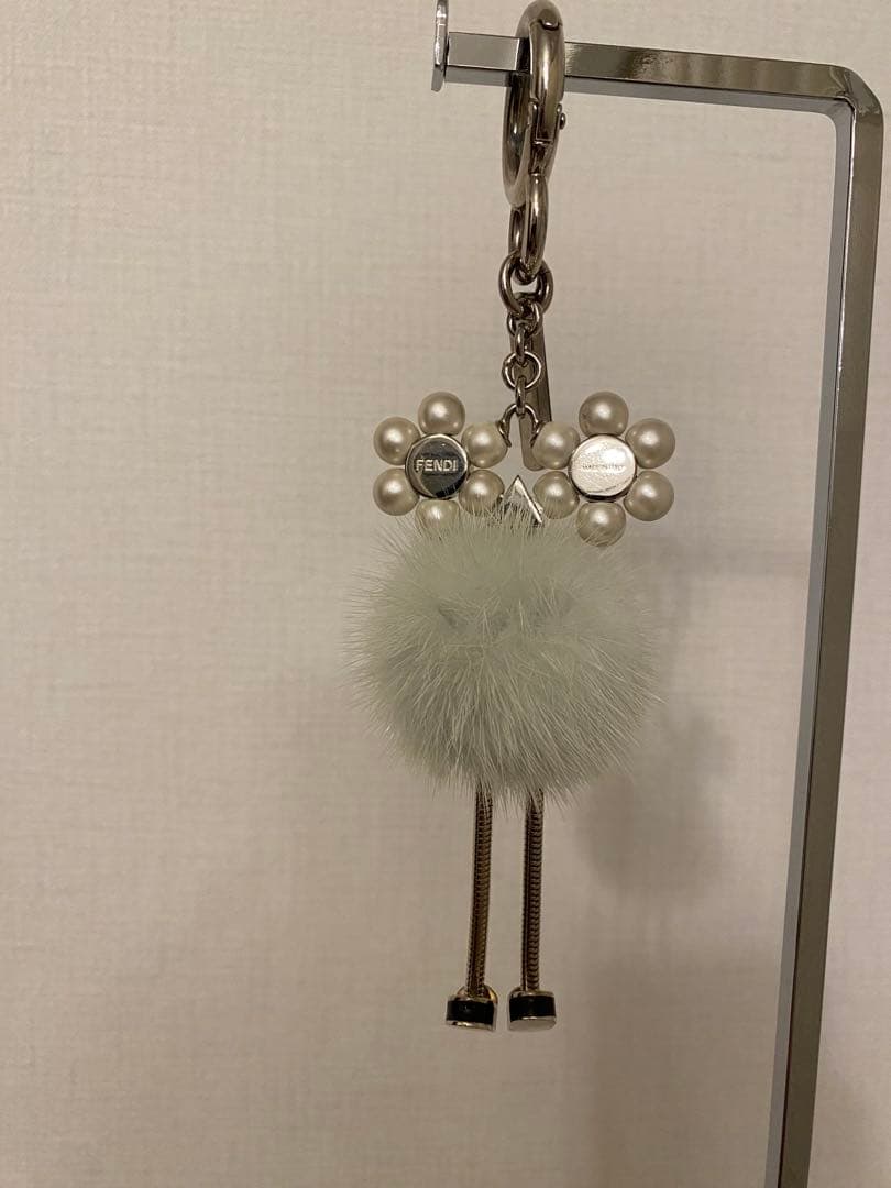 FENDI フェンディ　バッグチャーム ファー ファブリック キーホルダー