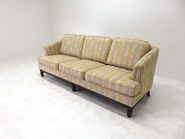 N*様 karimoku/カリモク ドマーニ 「クイーンズライフ」最高峰 3人掛