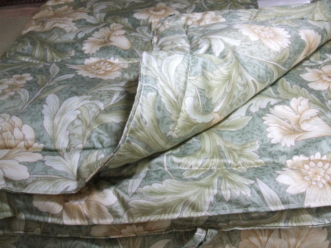 新品＊日本製＊手引き真綿（絹・シルク）＊高級真綿掛布団＊１キロ（シングル）