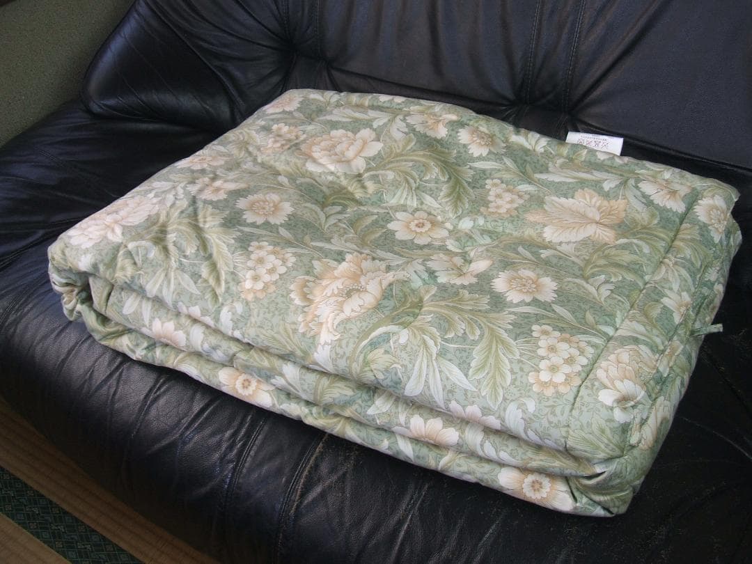 新品＊日本製＊手引き真綿（絹・シルク）＊高級真綿掛布団＊１キロ（シングル）