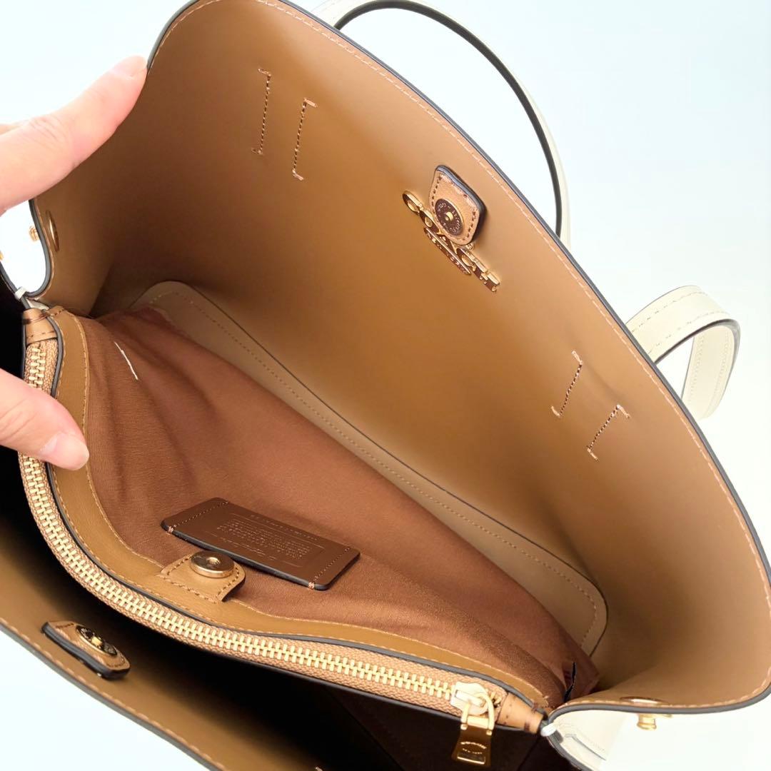 【新品】COACH トートバッグ アベニュー キャリーオール A4