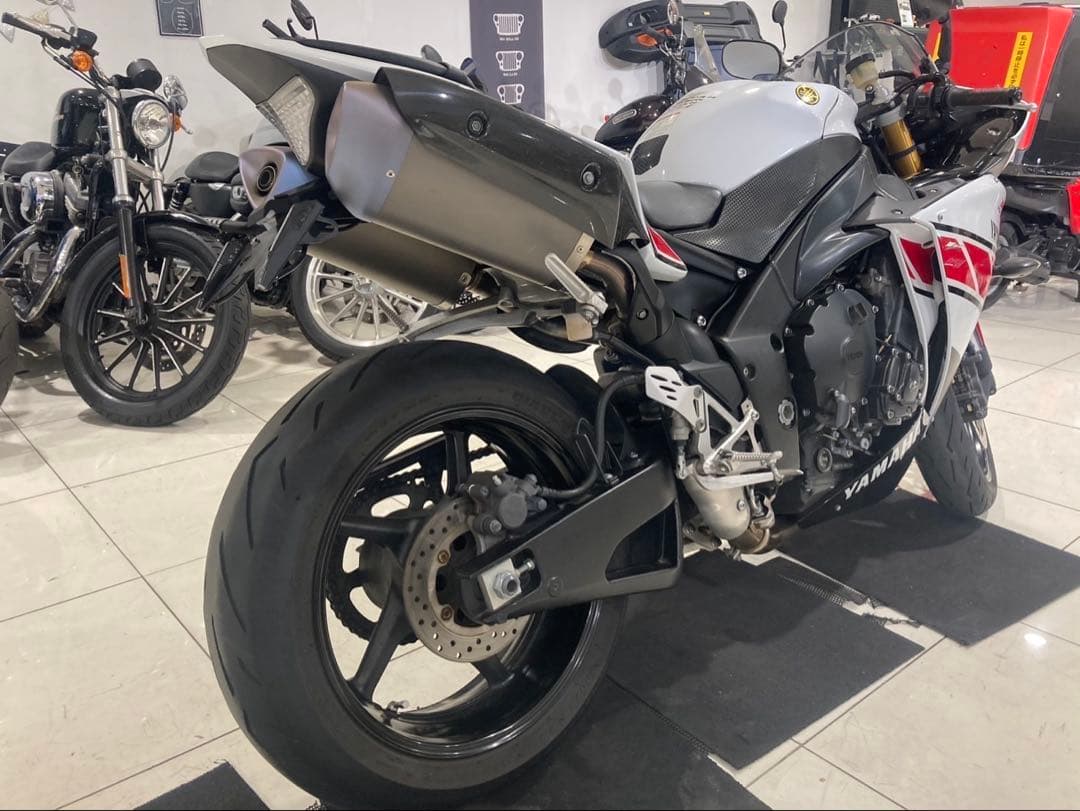 yzf-r1 09 純正マフラー