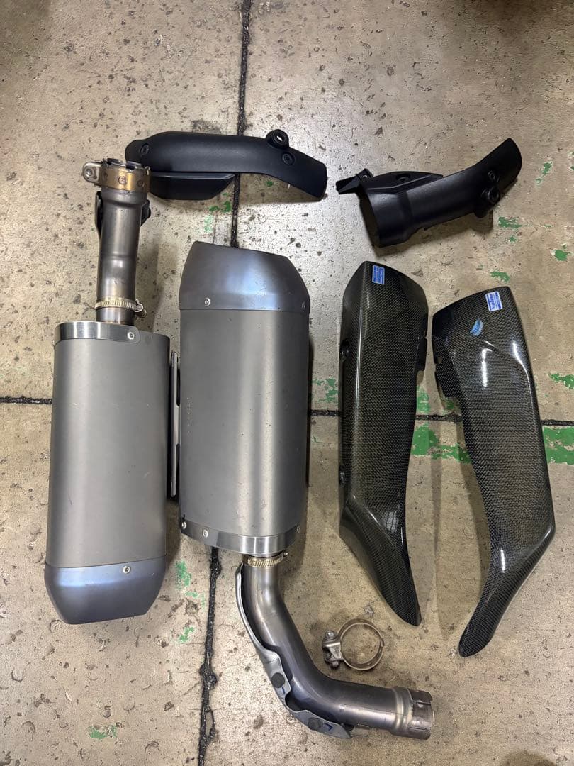 yzf-r1 09 純正マフラー