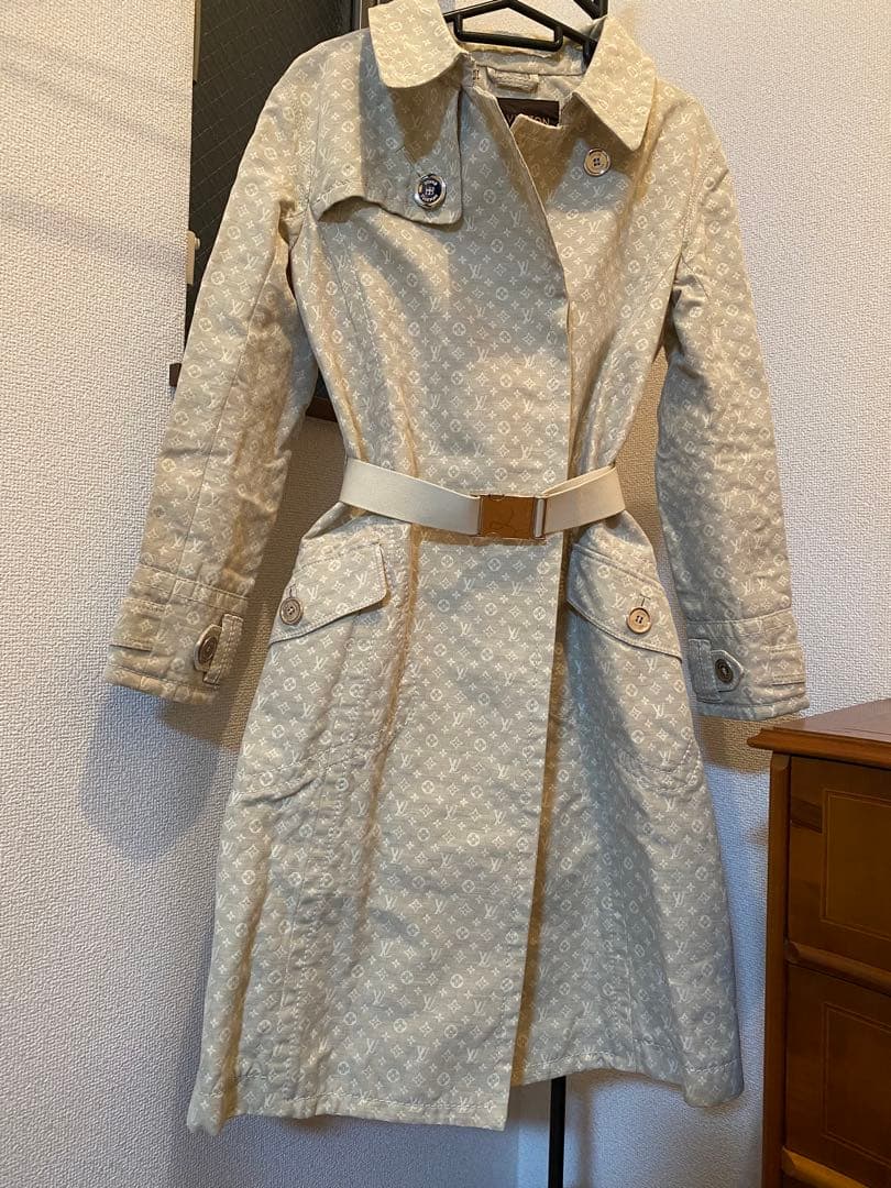 【ルイヴィトン　レディースコットン100% 正規品　ベージュ トレンチコート】