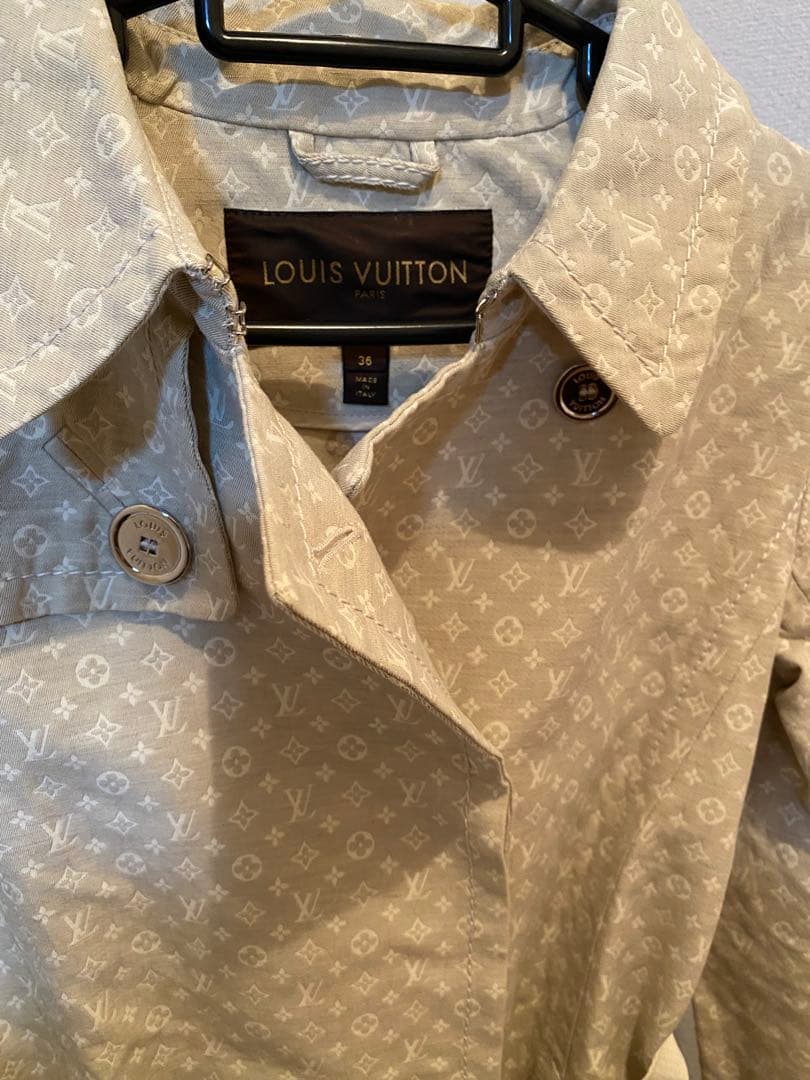 【ルイヴィトン　レディースコットン100% 正規品　ベージュ トレンチコート】