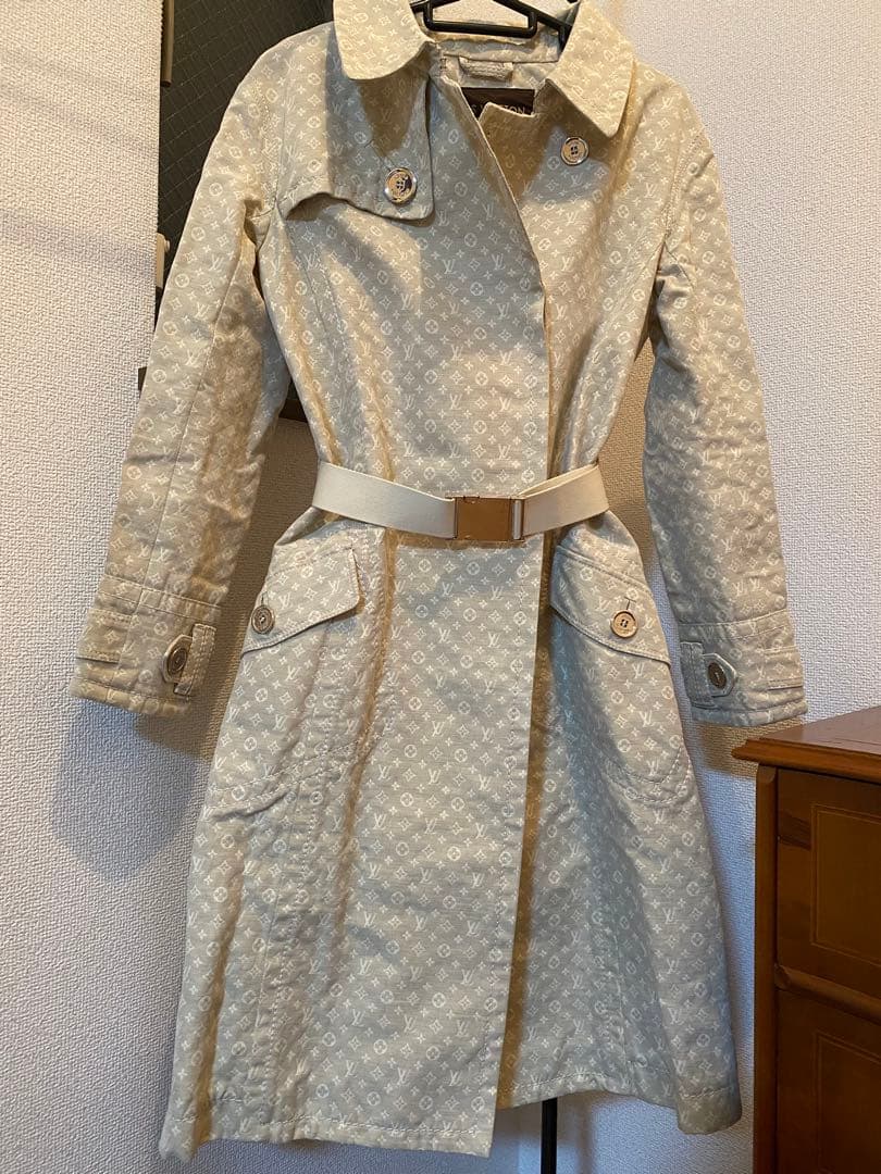 【ルイヴィトン　レディースコットン100% 正規品　ベージュ トレンチコート】