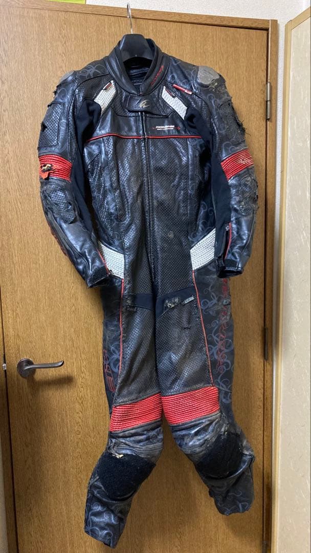 コミネ　レーシングスーツ　ツナギ　sサイズ