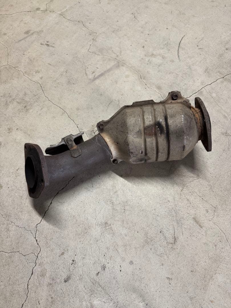 つくる 純正触媒