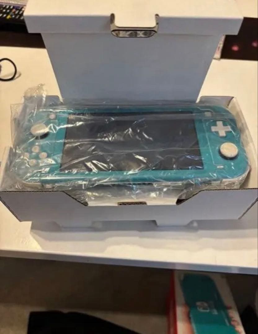 Nintendo Switch Lite ターコイズ 本体＋ハードカバー