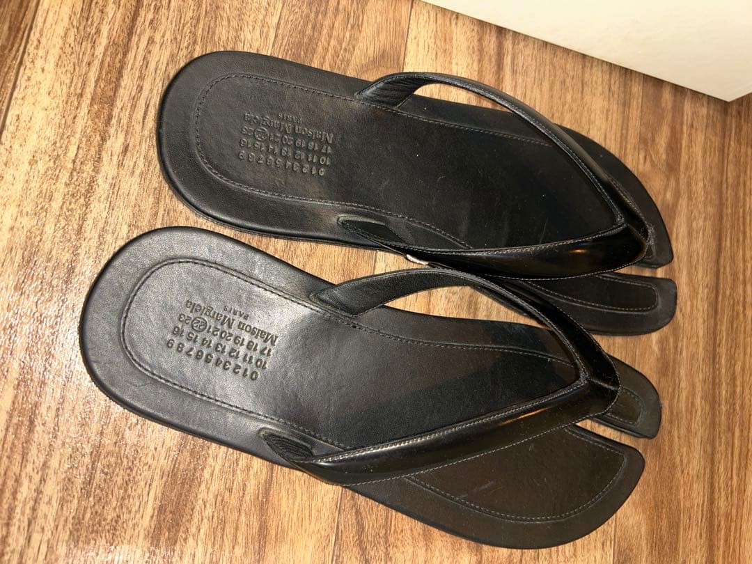 マルジェラ　足袋　タビ　tabi サンダル