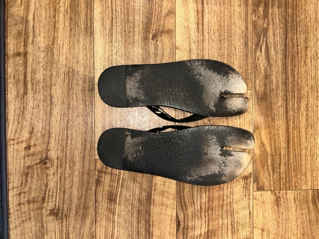 マルジェラ　足袋　タビ　tabi サンダル