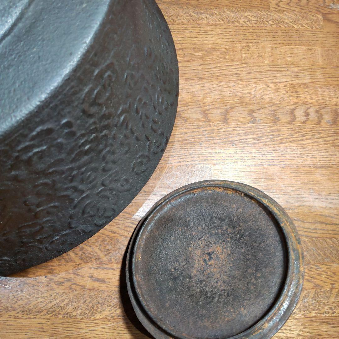 南部鉄瓶　大型特大鋳鉄　茶釜 龍と桜彫刻 南部鉄器　 8リットル　ヴィンテージ