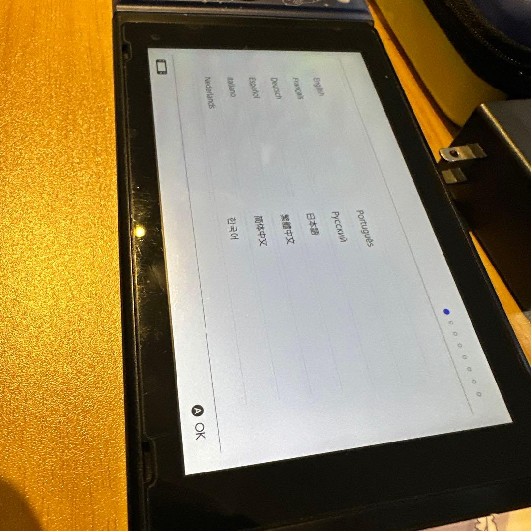 Nintendo Switch 本体、ソフト、ケース付き