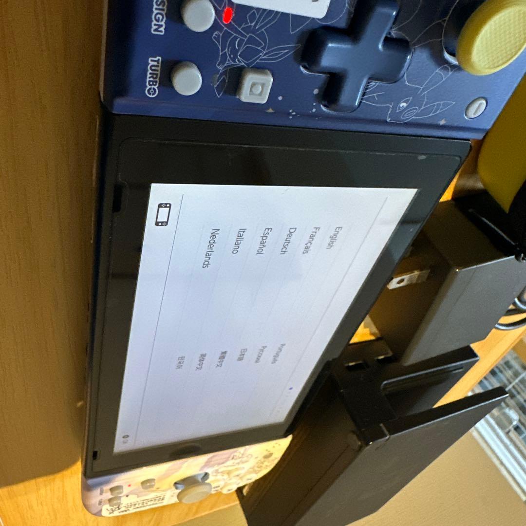 Nintendo Switch 本体、ソフト、ケース付き