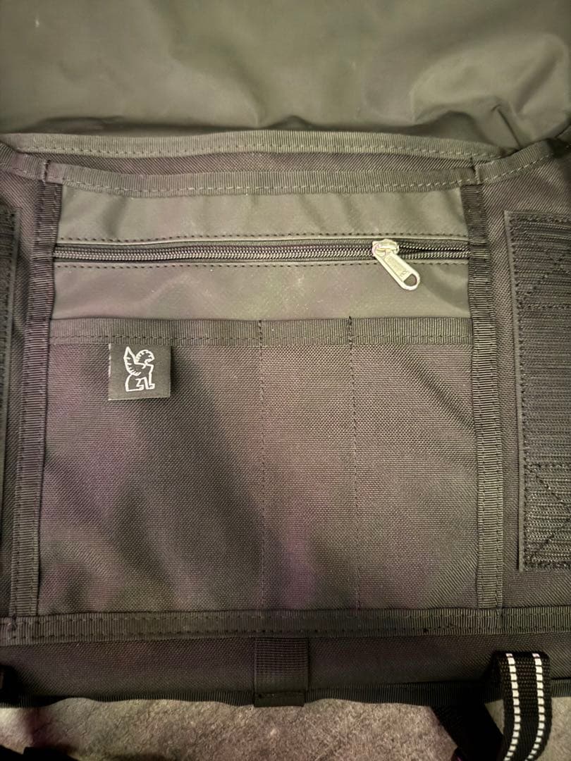 ま*ん様 CHROME クローム ブラック メッセンジャーバッグ CTZ 24L