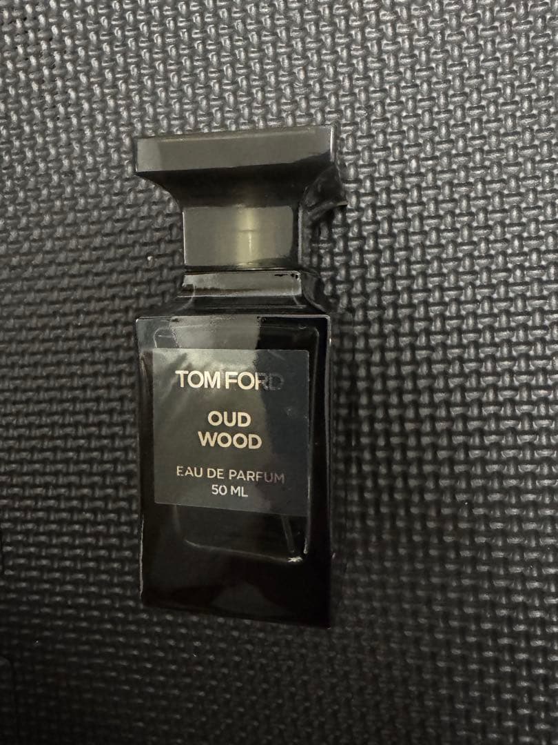 TOM FORD（トムフォード）OUD WOOD（ウードウッド） 50ML 香水