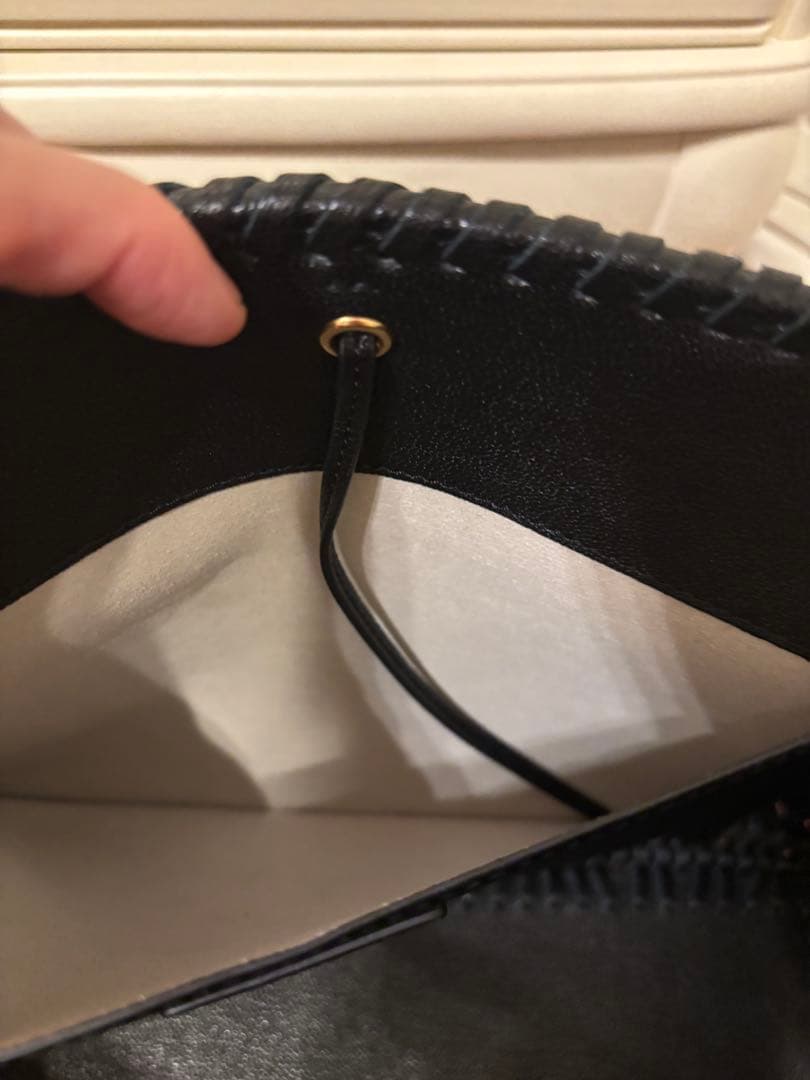 アニヤハインドマーチ　ニーソントート