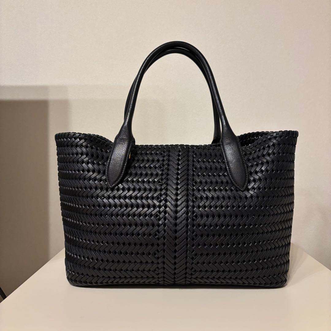 アニヤハインドマーチ　ニーソントート