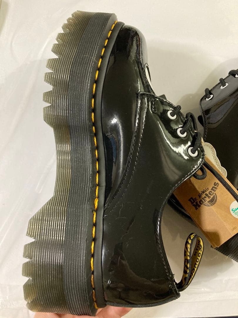 Dr. Martens Hello Kitty シューズ ブラック キティ