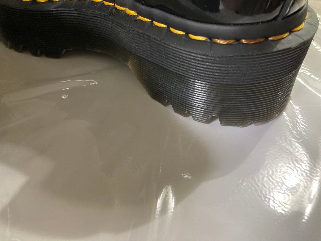 Dr. Martens Hello Kitty シューズ ブラック キティ