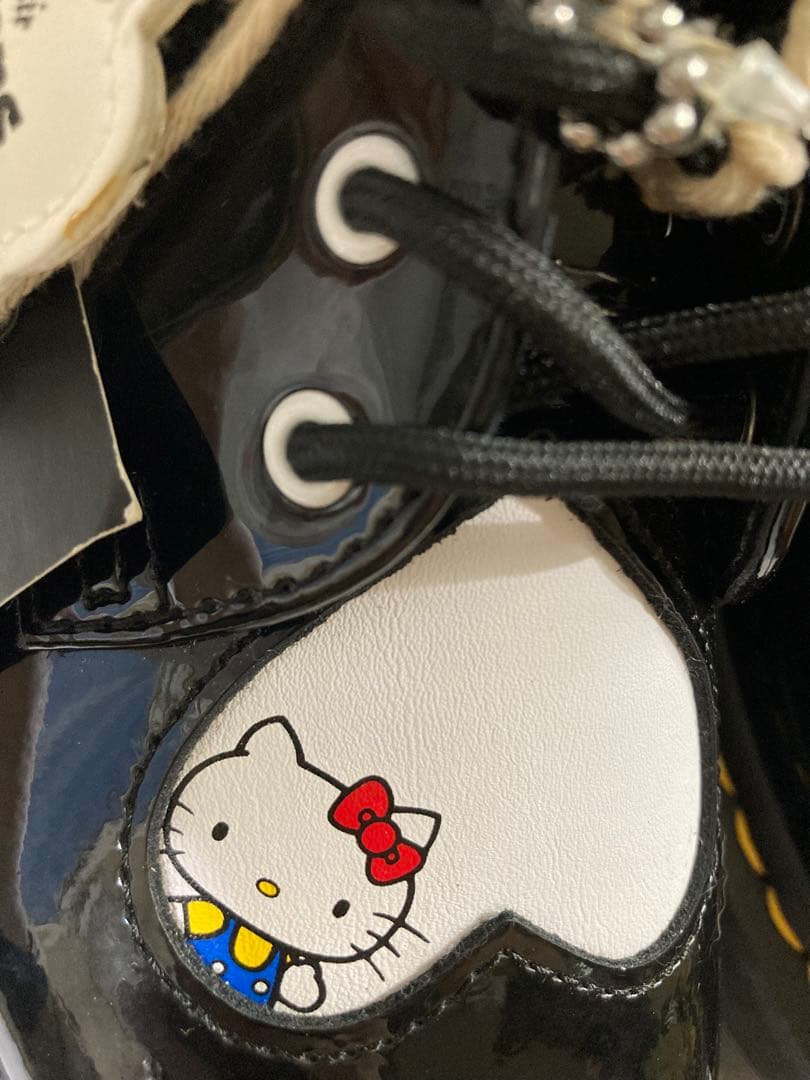 Dr. Martens Hello Kitty シューズ ブラック キティ