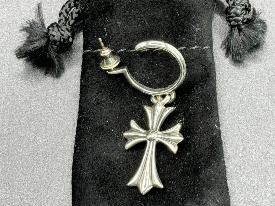 クロムハーツ タイニー CH クロス フープ ピアス