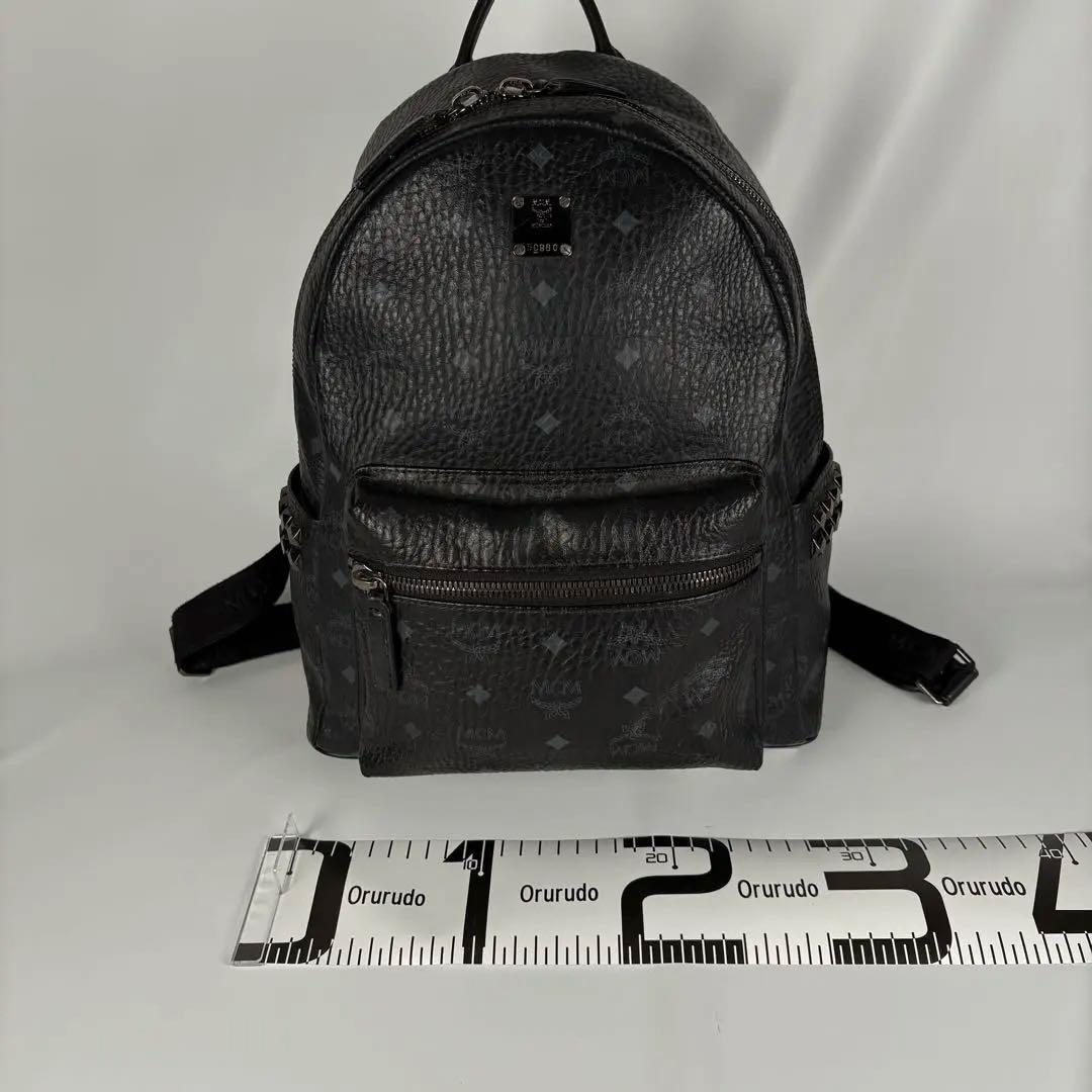 MCM ヴィセトス　リュック バックパック　黒　レザー　スタッズ