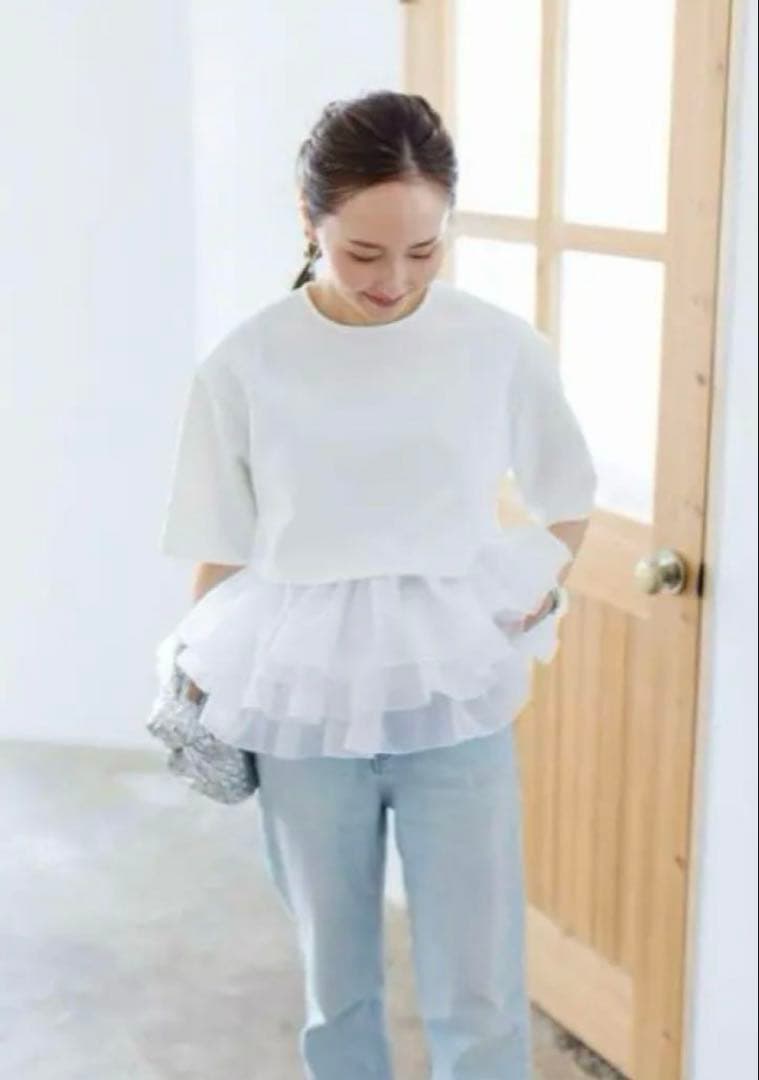 Kumi様⭐︎bluelea ⭐︎ヘムチュールドッキングプルオーバー 半袖⭐︎白
