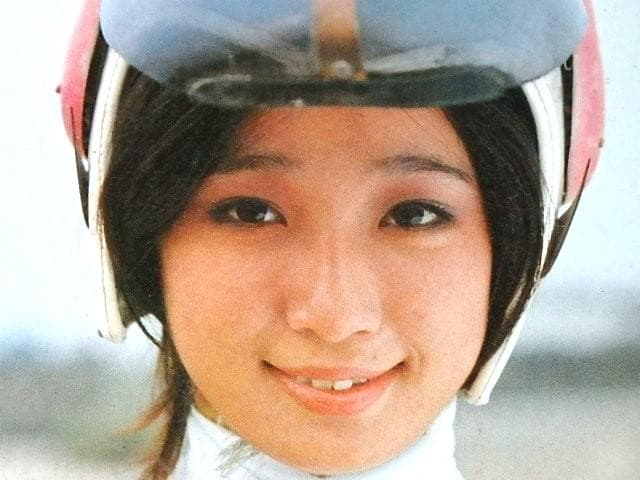 ★即決本　特撮ヒロイン　宇宙刑事アニー/森永奈緒美さんサイン/写真/テレビランド