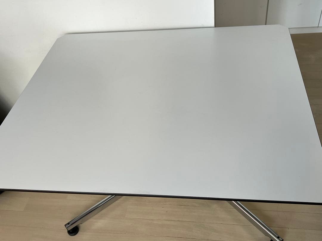 USM ハラー Kitos キトス テーブル