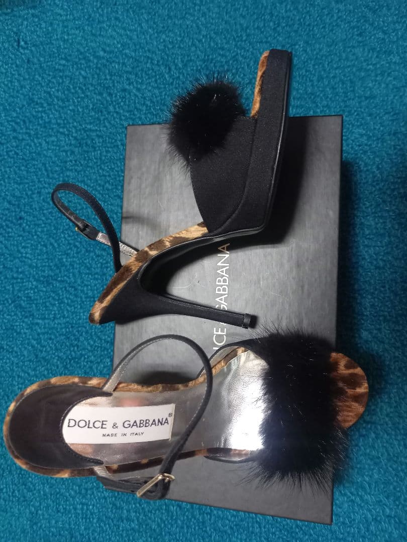 Dolce & Gabbana ミンク付きサンダル