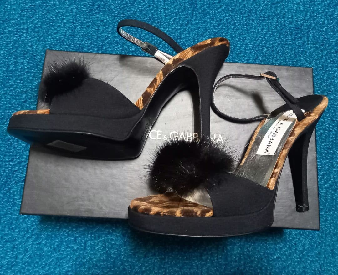 Dolce & Gabbana ミンク付きサンダル