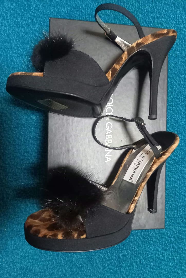 Dolce & Gabbana ミンク付きサンダル