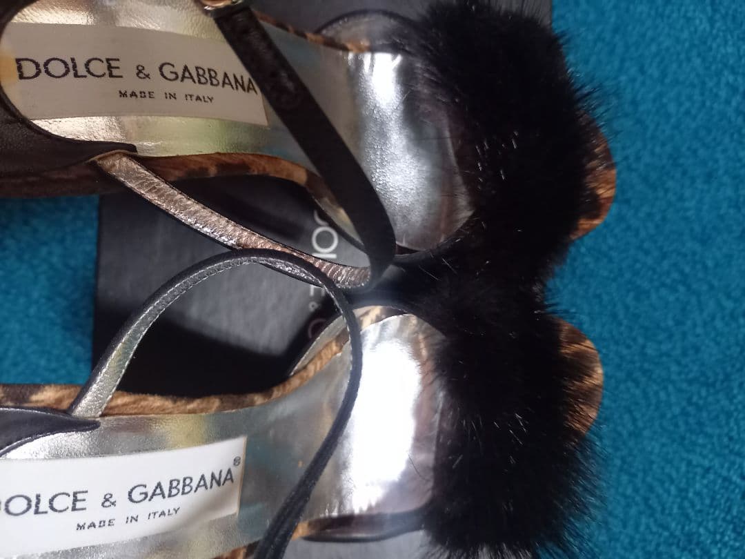 Dolce & Gabbana ミンク付きサンダル