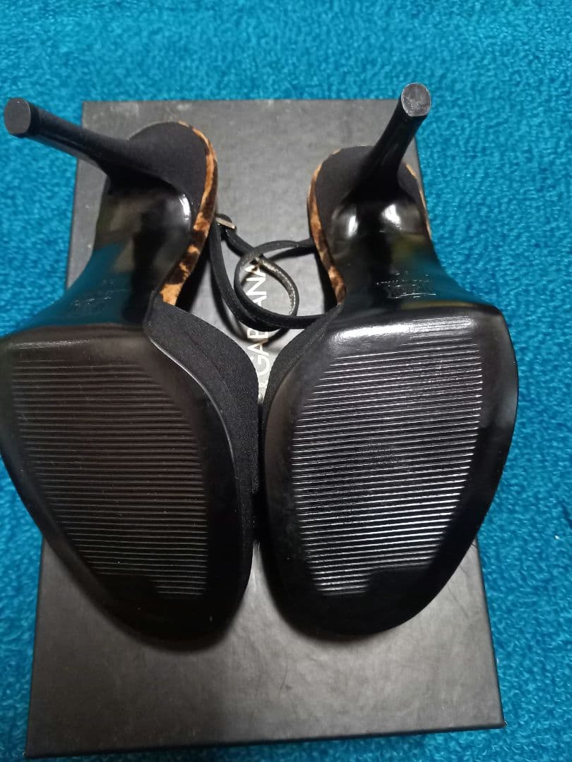 Dolce & Gabbana ミンク付きサンダル