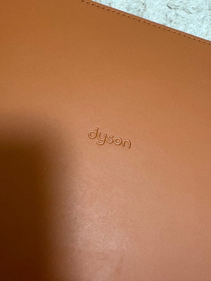 Dyson ヘアドライヤー エアラップ　レザーケース付き