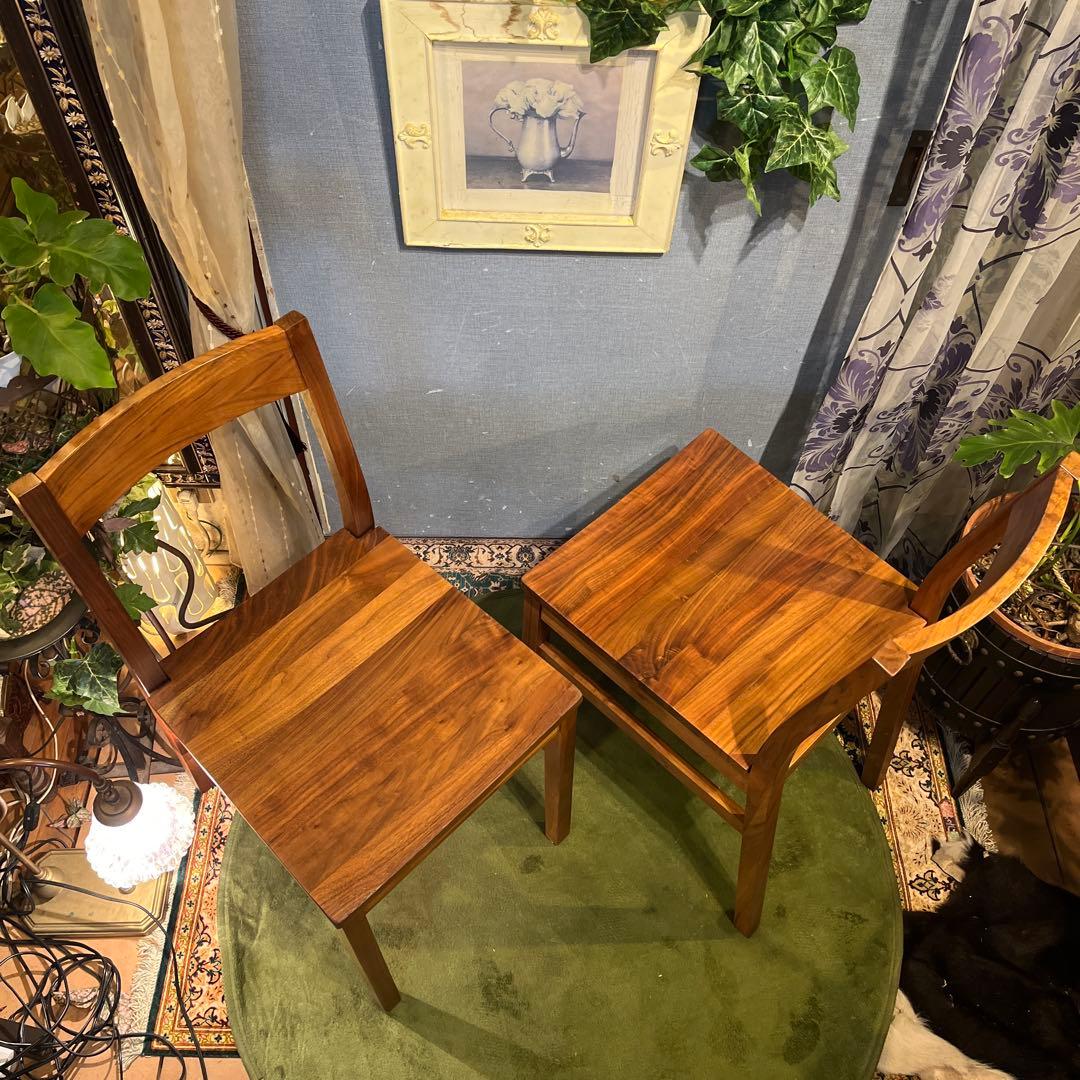 mona 2脚セット　無印良品　板座　ウォールナット無垢材コンパクトチェア