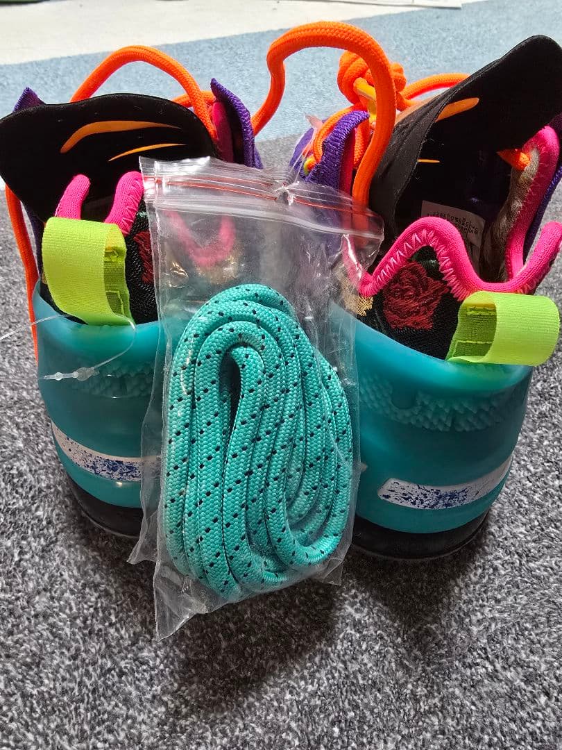 Nike LeBron 18　25.5cm　新品