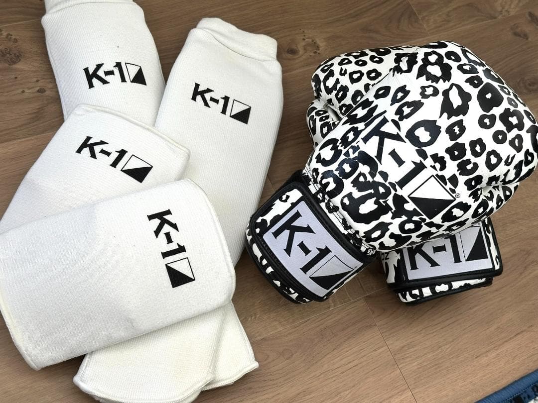 【即日発送】K-1公式アマチュア防具セット　グローブ＆スネパット＆ニーパット
