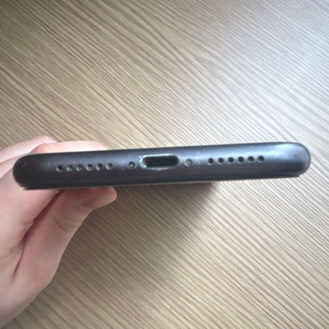 iPhone11 ブラック