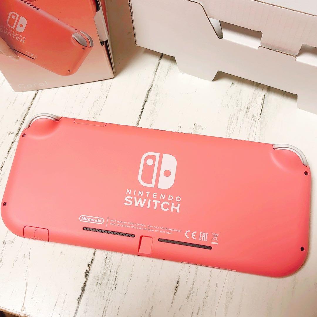 Nintendo SwitchLite コーラルピンク 本体 外箱 任天堂