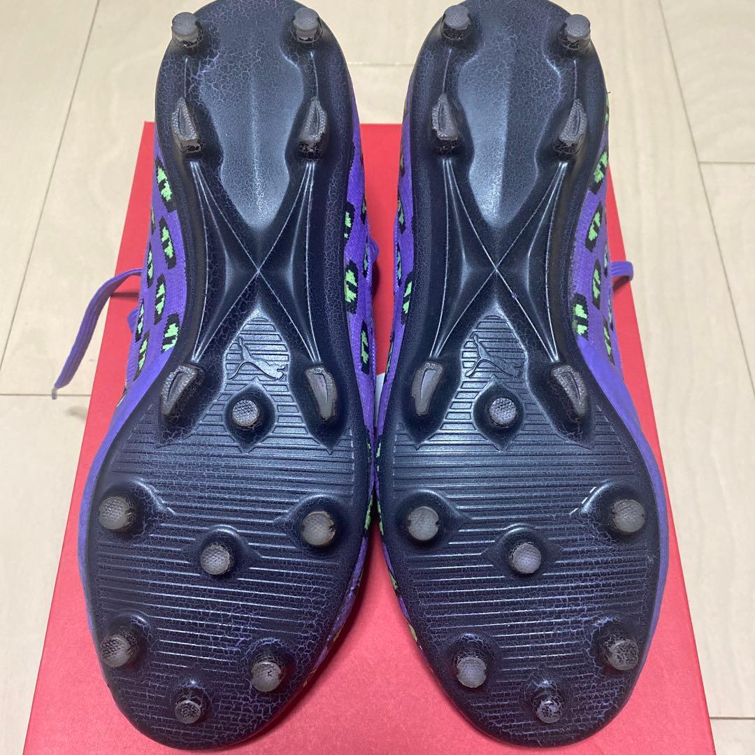 日本未発売　サッカースパイク　プーマ　フューチャー　キャッツアイ