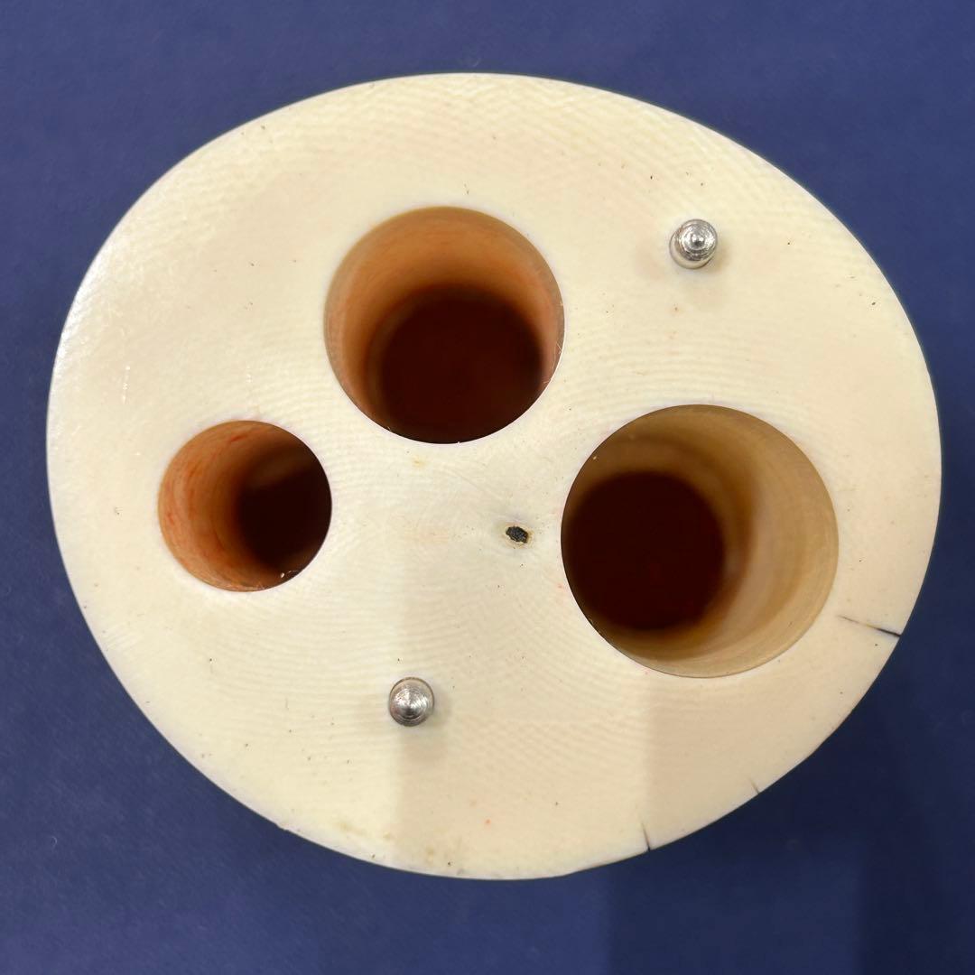 東*堂様 象牙風 ハンコ置き 印鑑置 総重量331.2g 縦約82.4㎜ 横約6