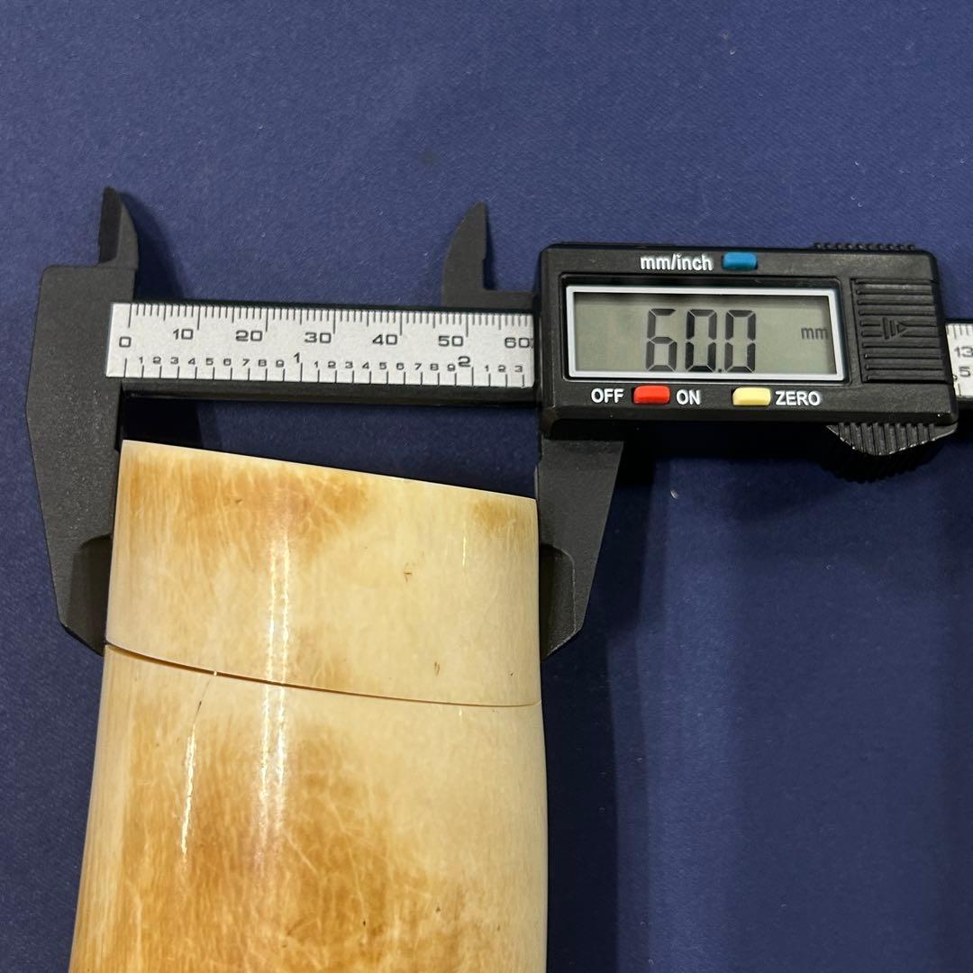 東*堂様 象牙風 ハンコ置き 印鑑置 総重量331.2g 縦約82.4㎜ 横約6