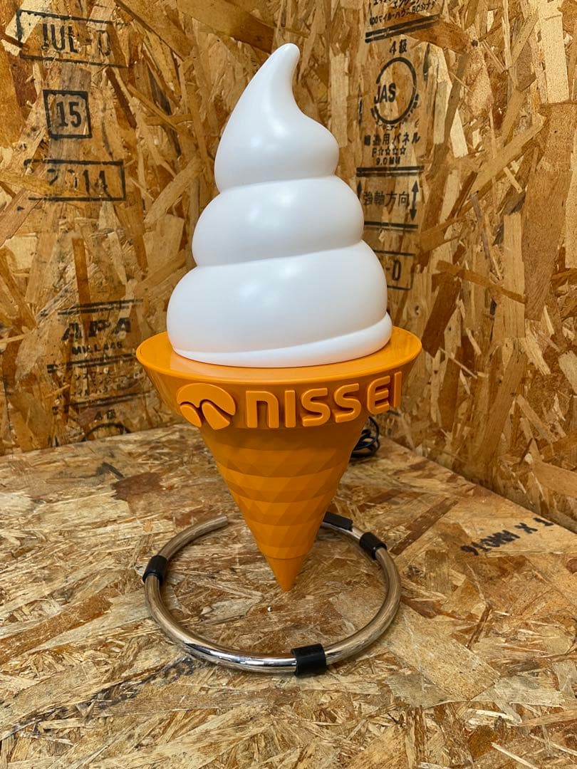(s7017) ソフトクリーム 日世コーン 卓上スタンド 電飾看板 飲食店店舗用
