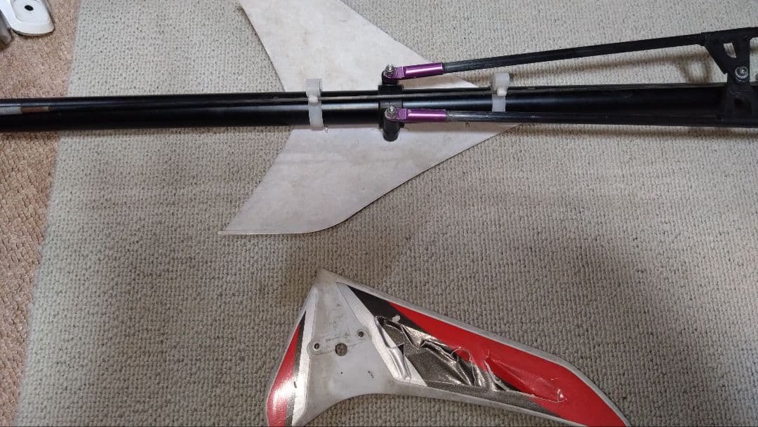 ラジコンヘリ　スカディ50　ジャンク部品　YS50付き